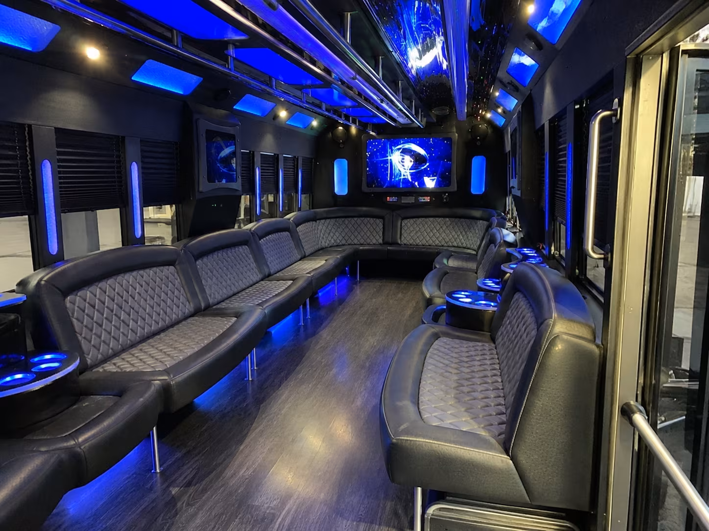 brooklyn park 28 passenger party bus interior