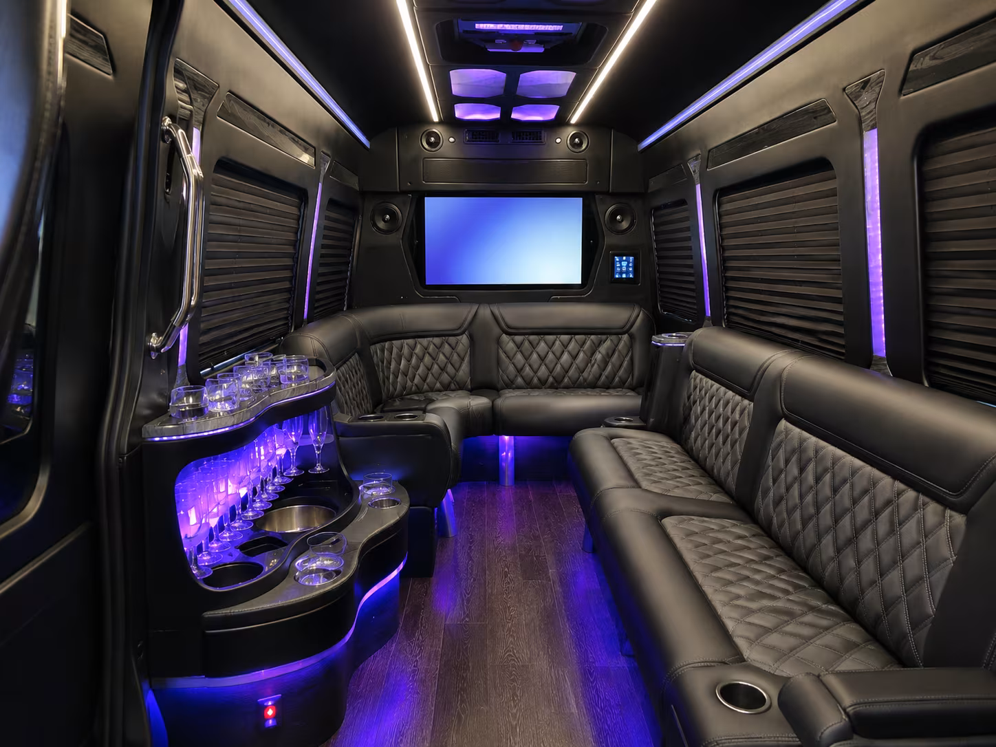 find and book transportation for your next convention or trade show 4