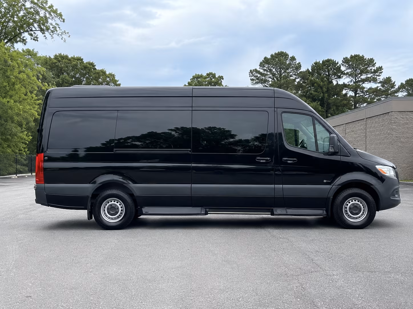 find and book transportation for your next wedding 4